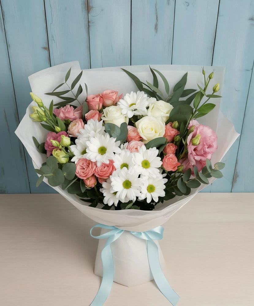 Букет цветов из: Розы, Лизиантусы и Хризантемы в Азнакаево