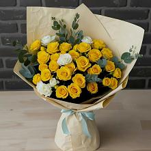 Букет цветов из:  Розы в Азнакаево