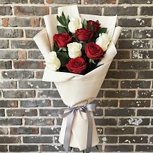 Букет цветов из:  Розы в Азнакаево
