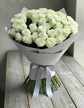 Букет 35 Белых роз в Азнакаево