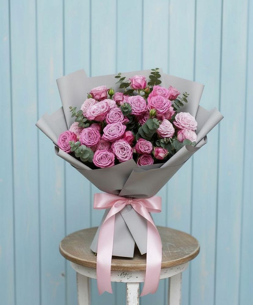 Букет цветов из: Розы в Азнакаево