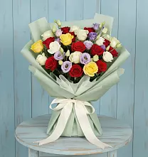 Букет цветов из:  Розы в Азнакаево