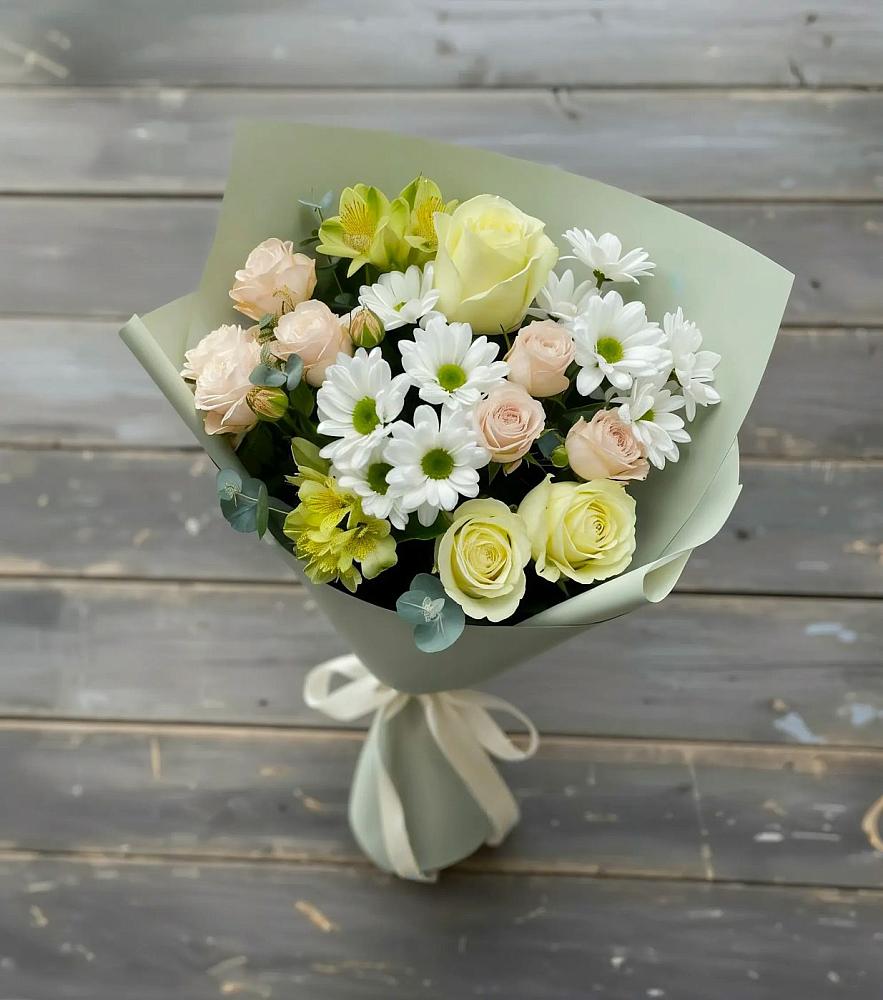 Букет цветов из: Альстромерии, Розы и Хризантемы в Азнакаево