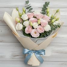 Букет цветов из:  Лизиантусы в Азнакаево