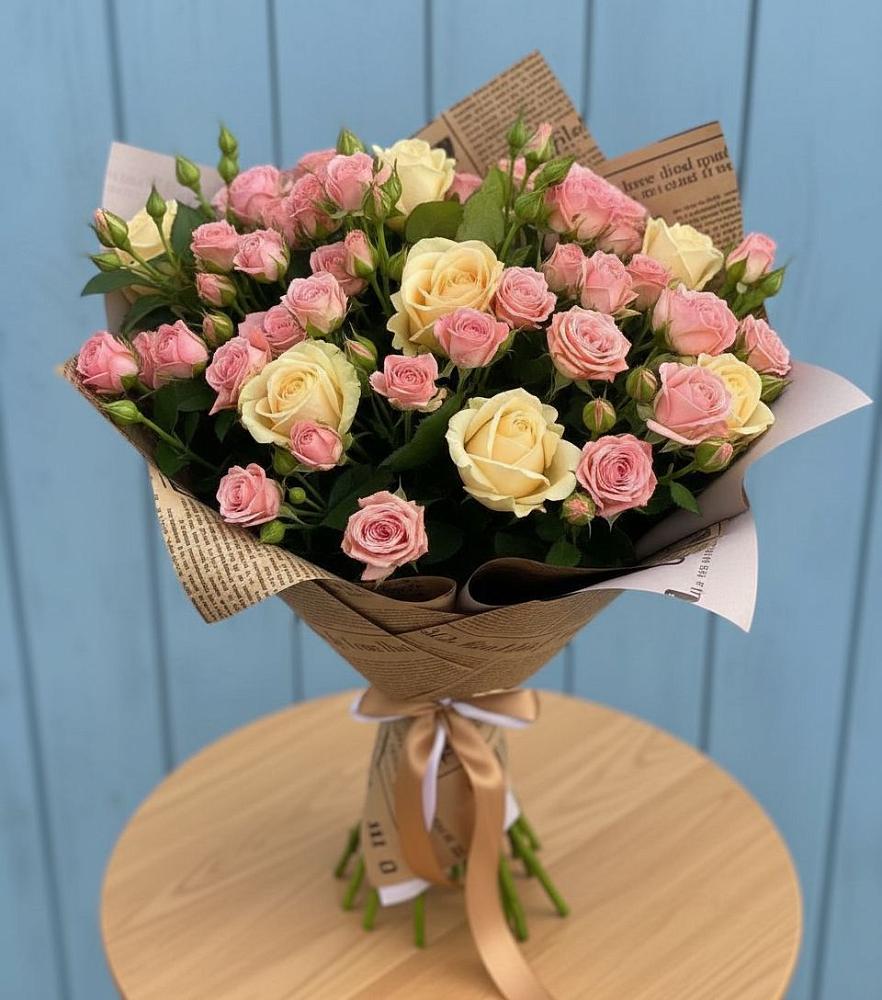 Букет цветов из: Розы в Азнакаево