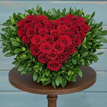 Цветочная композиция из Розы в виде сердца #REPLACE_PRED# Азнакаево