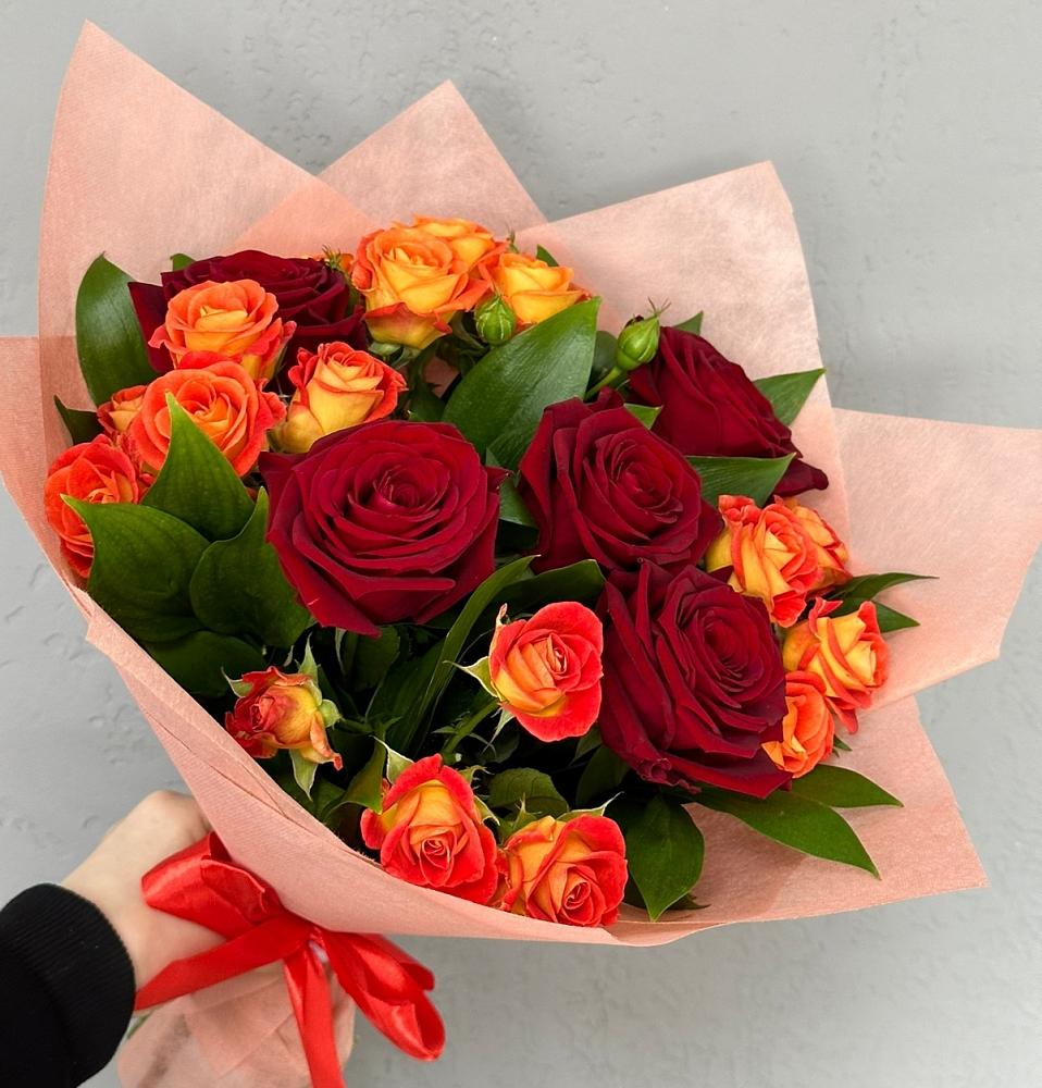 Букет Любовь и восторг в Азнакаево