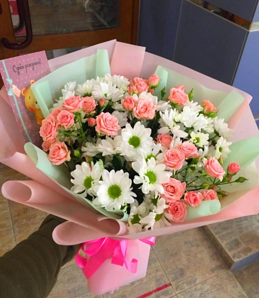 Букет цветов из: Розы и Хризантемы в Азнакаево