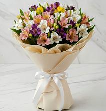 Букет цветов из:  Альстромерии в Азнакаево