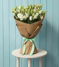 Букет цветов из:  Лизиантусы в Азнакаево