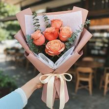 Букет цветов из:  Розы в Азнакаево