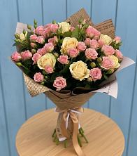 Букет цветов из:  Розы в Азнакаево