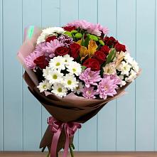 Букет цветов из:  Розы, Хризантемы и Альстромерии в Азнакаево