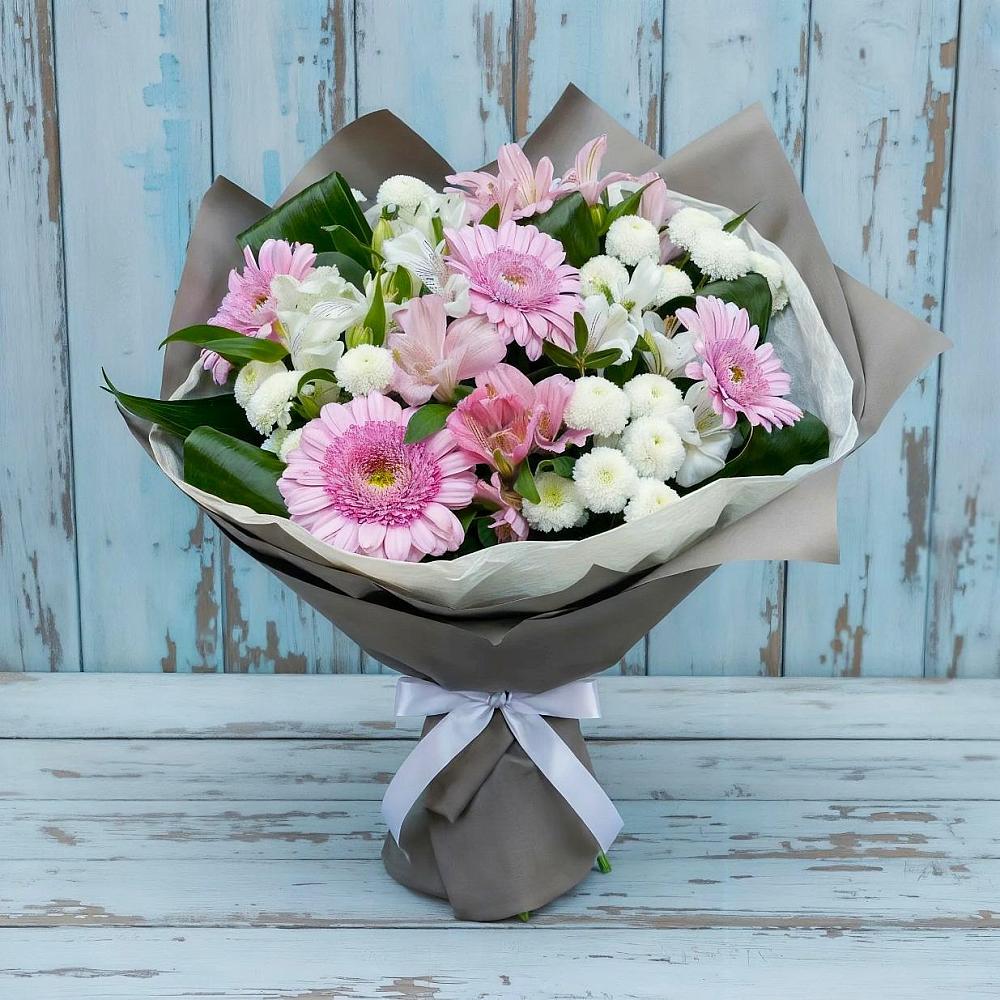 Букет цветов из: Герберы, Альстромерии и Хризантемы в Азнакаево